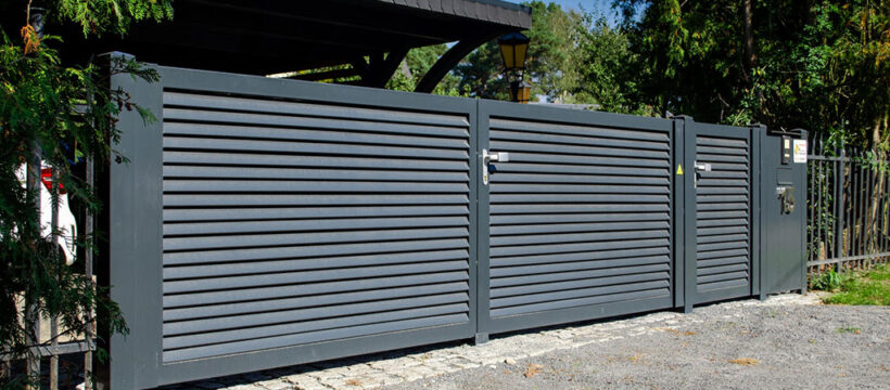 Tor aus Metall oder aus einem anderem Material