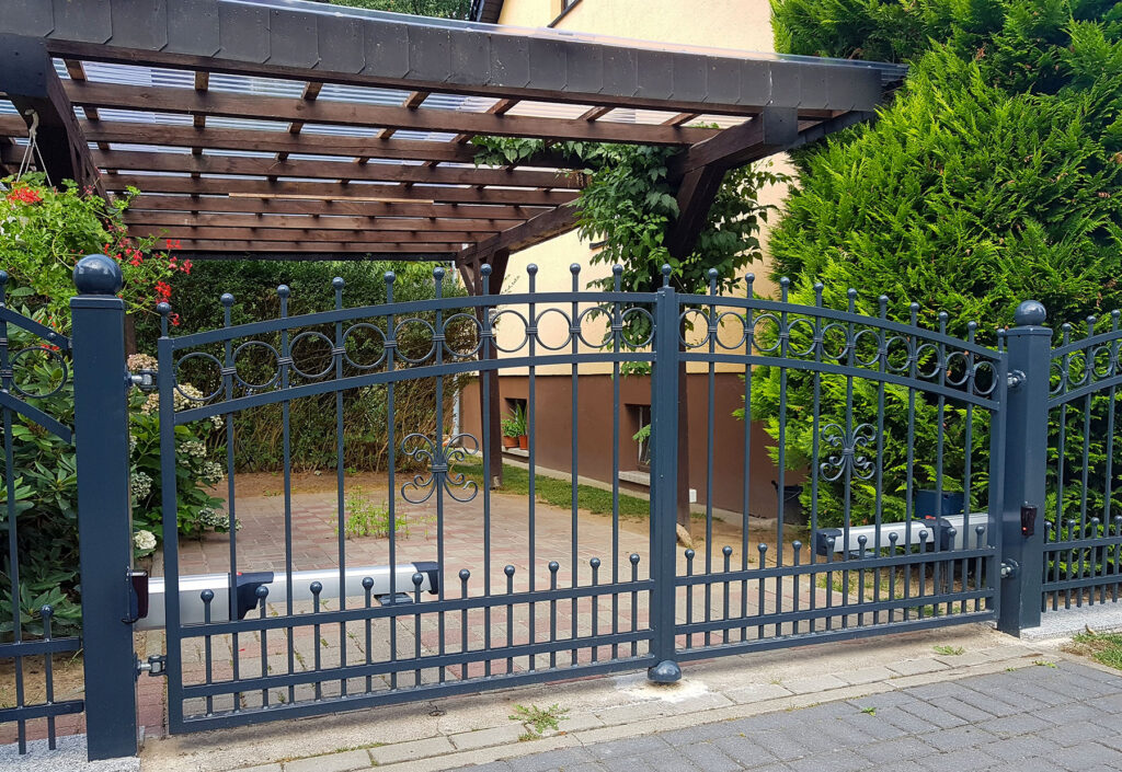 Weitere Optionen für blickdichte Einfahrtstore